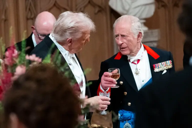 17uk-trump-caro--cbmq-threeByTwoMediumAt2X-v3