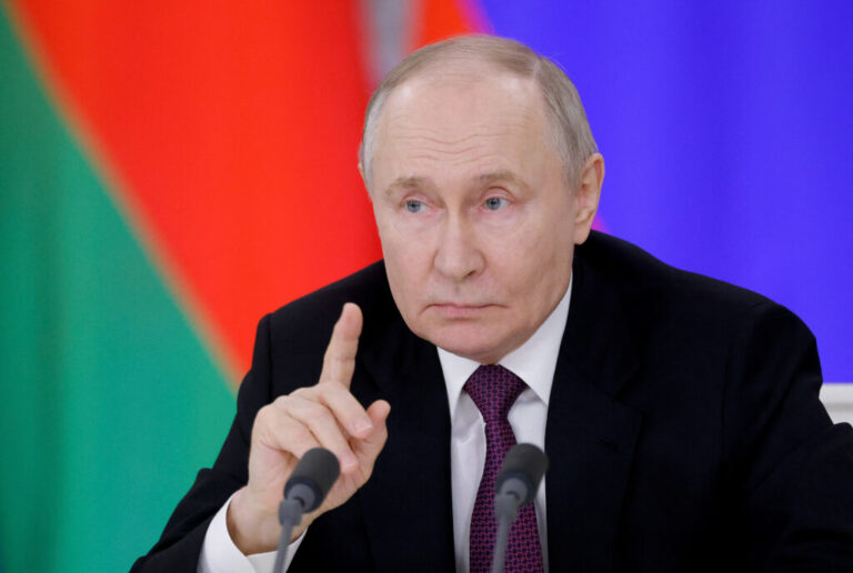 Russia's President Putin and Belarus' President Lukashenko meet in Moscow
