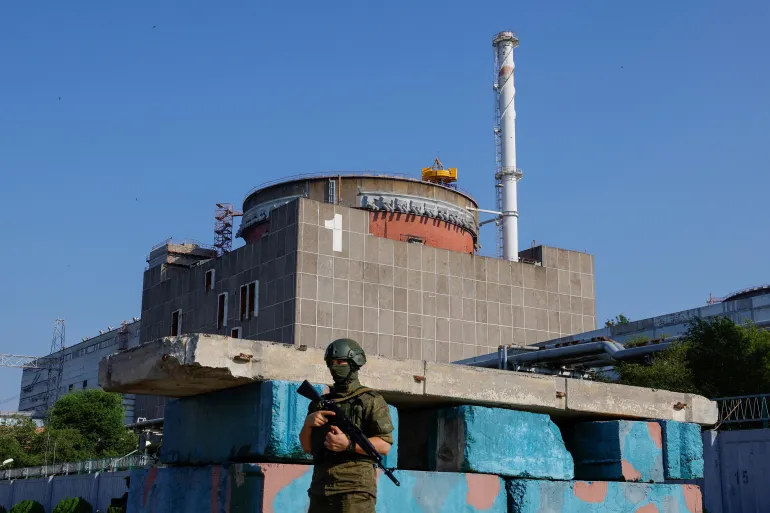 2025-09-30T193638Z_1410058750_RC2GJ1AWM0PS_RTRMADP_3_UKRAINE-CRISIS-ZAPORIZHZHIA-1759264746
