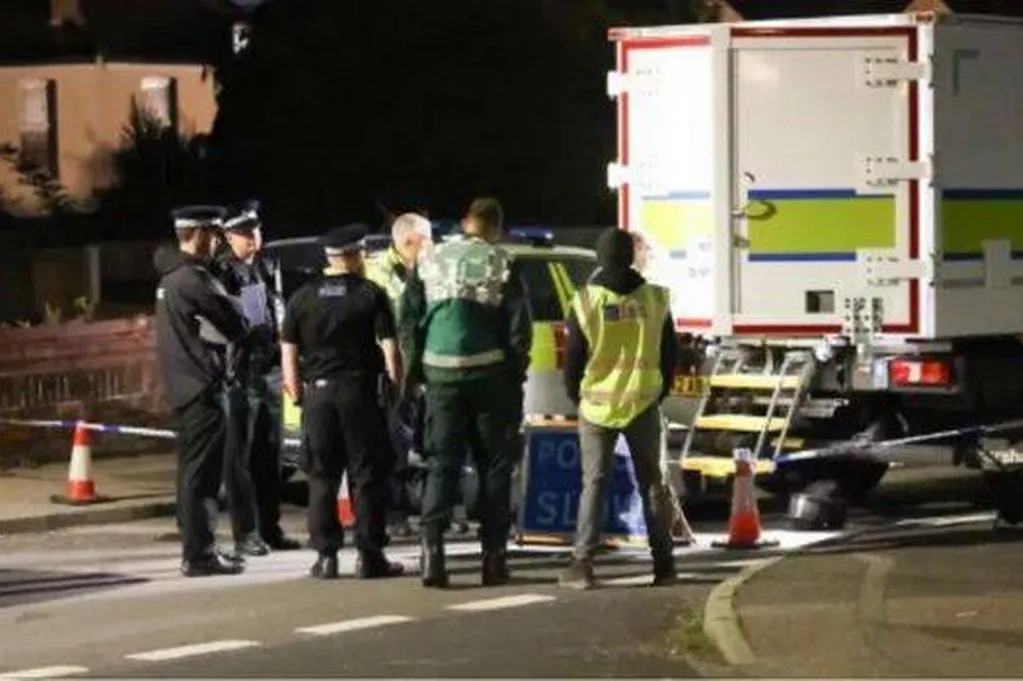 0_A-bomb-disposal-unit-was-at-the-scene