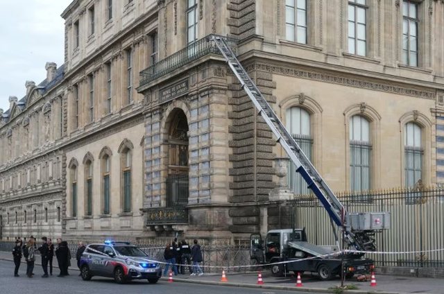 -640-0-1761810207x640-0-1761757755xluvri-103-995