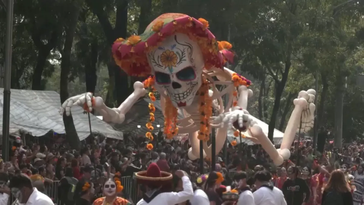 Dia-de-los-muertos-Long-Beach