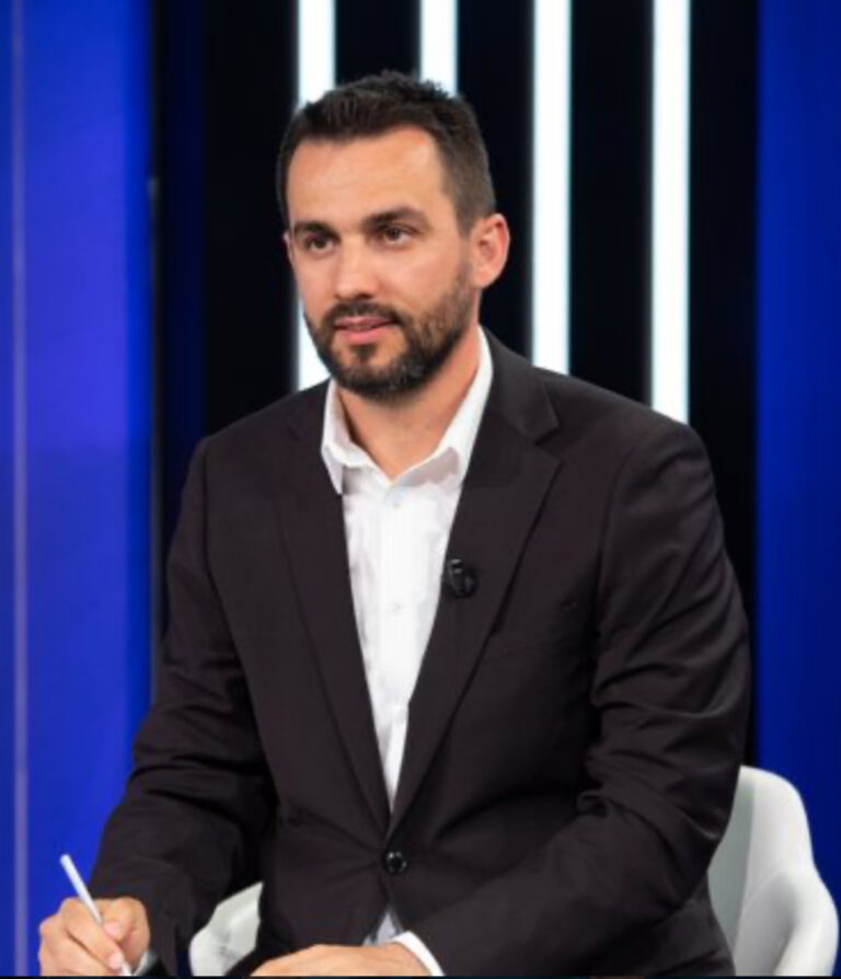 Lapaj_in_2025_in_Election_Campaign