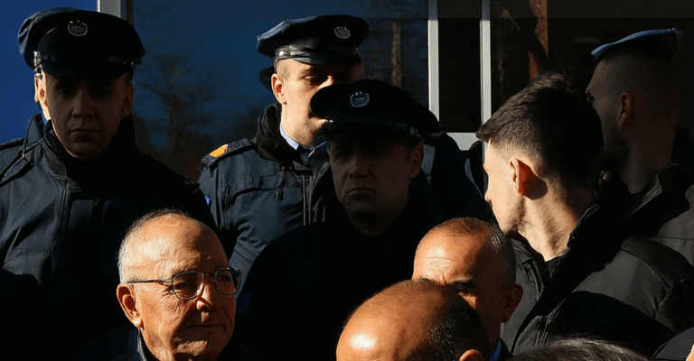 0d0a1131-88d9-4d18-a255-8964fef41a56