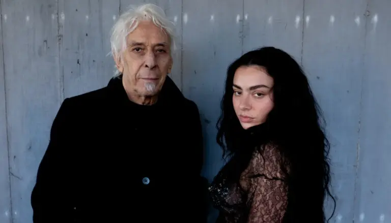 1357191_034050_updates