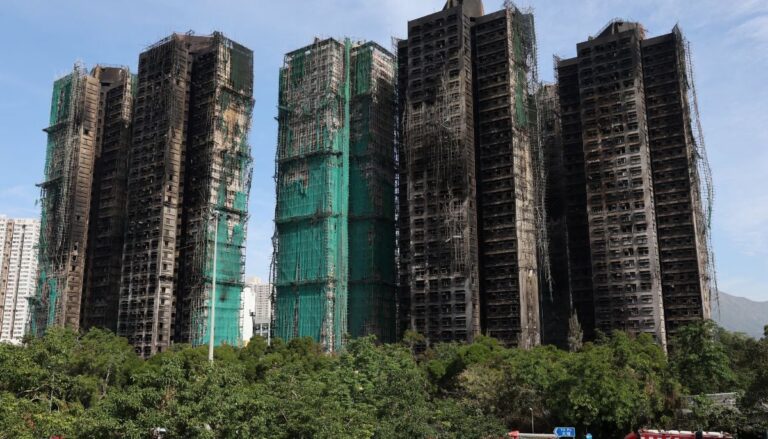 1382878_112151_updates