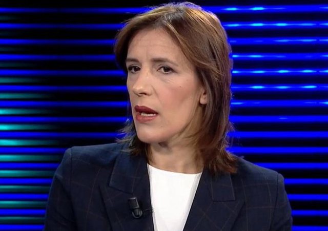 -640-0-1654292617xklodiana-lala-851