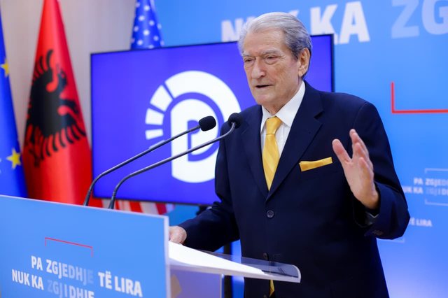 -640-0-692844abdccde