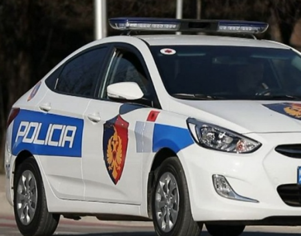 -900-0-1737460165xpolicia-e-tiranes-113