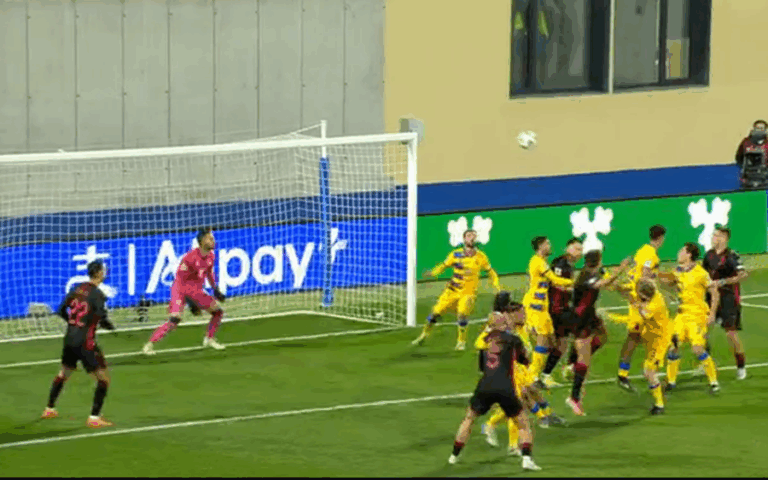 -900-0-1763068168xgoli-373