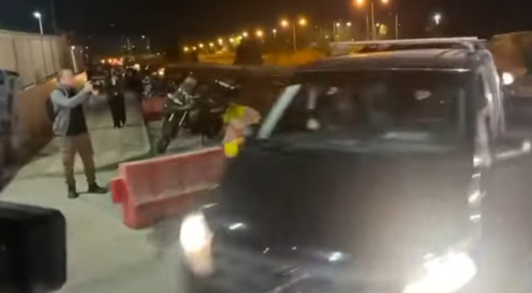 Screenshot_20251104_213546_Facebook