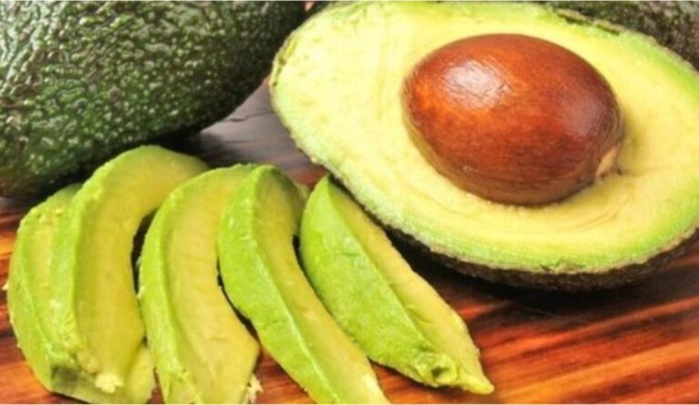 Screenshot_20251113_230849_Facebook