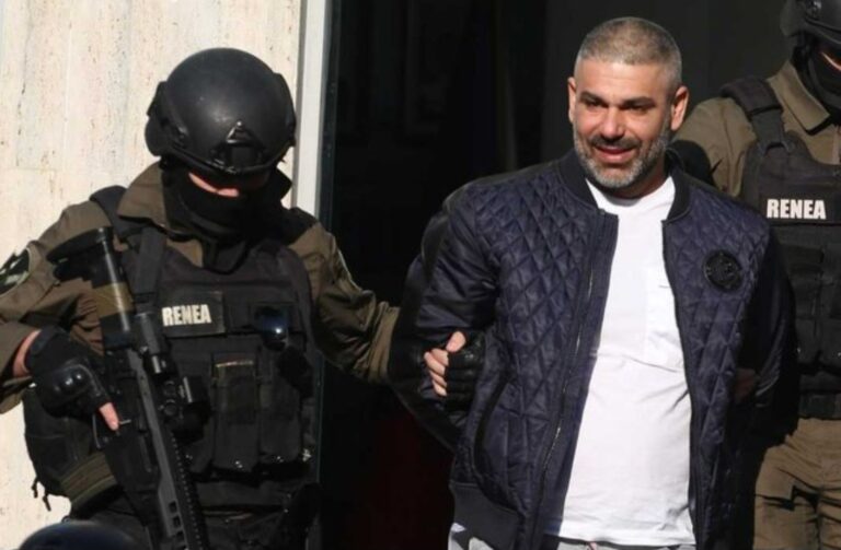 Screenshot_20251125_203048_Facebook