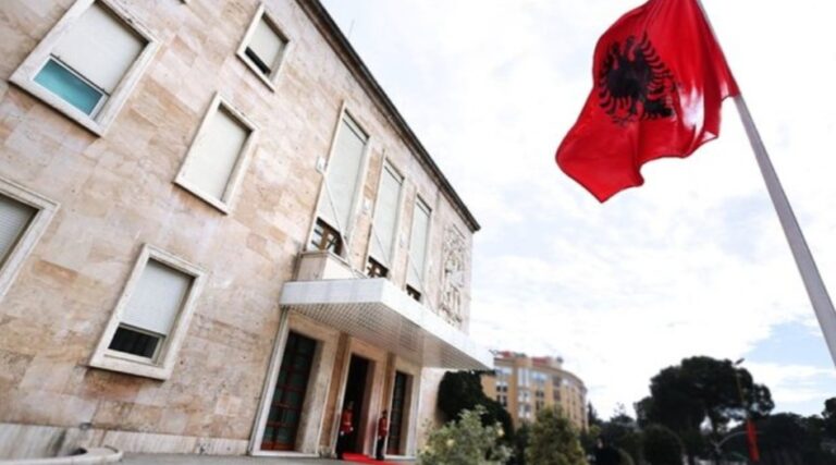 Screenshot_20251126_192613_Facebook