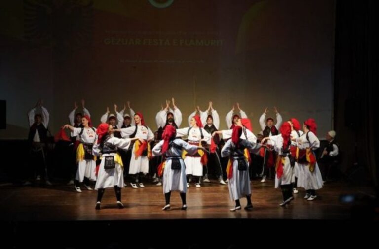 Screenshot_20251130_234416_Facebook