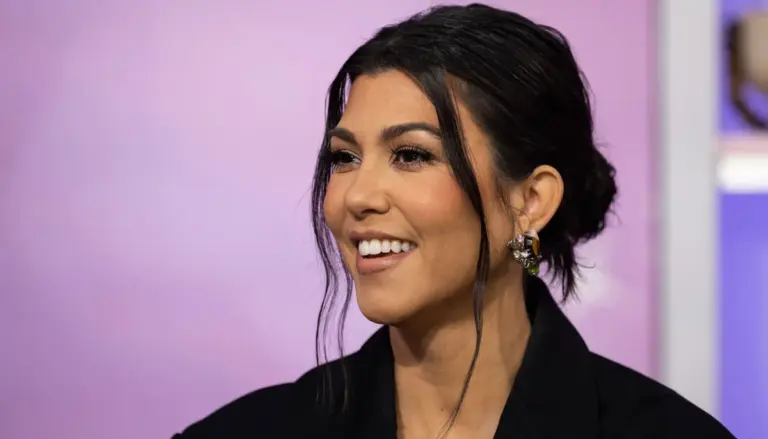 1385382_074500_updates