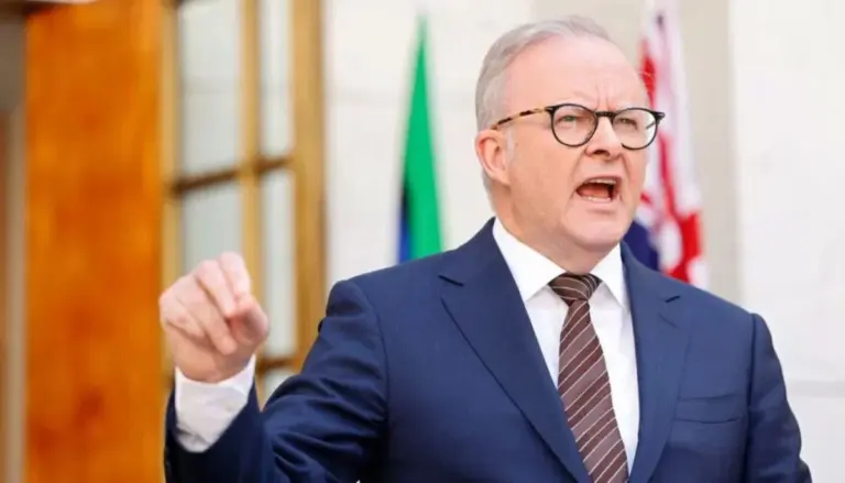 1385399_110708_updates