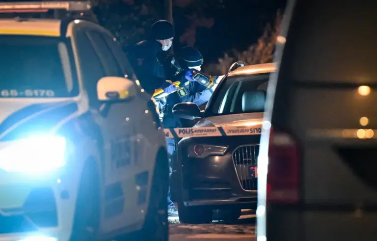 2025-12-12-police-forensic-1046385348