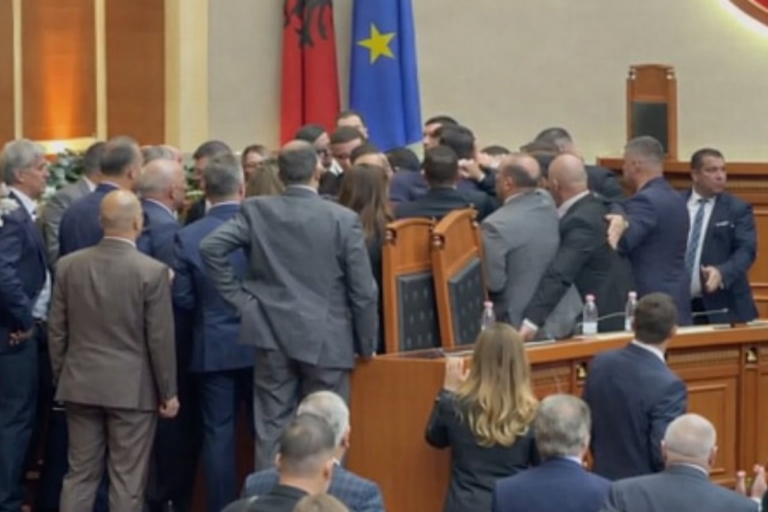 4dbaf12e-e66d-459b-9363-a85128bd0dd5