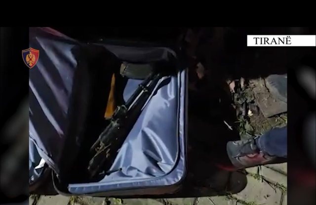 -640-0-694668497398a