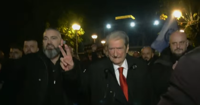 -640-0-screenshot-2025-12-22-182405-1766424276