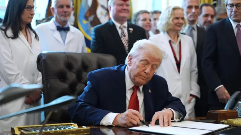 8458f108-bdc8-492c-ab9d-8eb76915e106-AP25352692983643