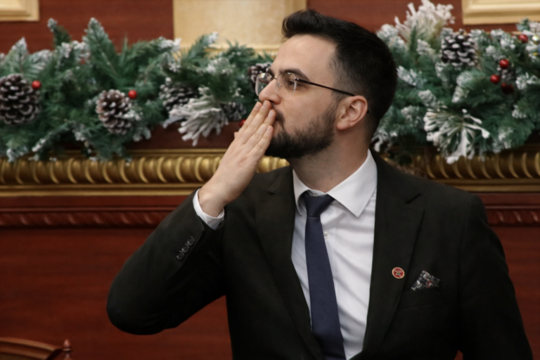 89f31c74-32c3-4363-9b8b-b1bb8d8b6d4b