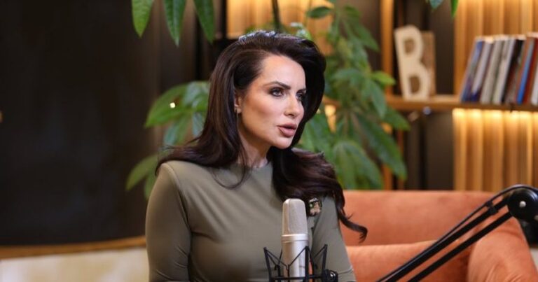 900-0-1761555574xgrida-398