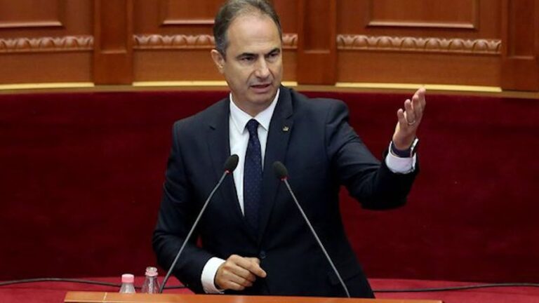 -900-0-1764691020xmaxresdefault-792