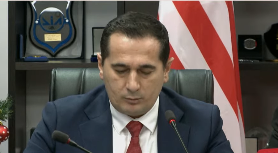 -900-0-1766395052xbrahopng-193