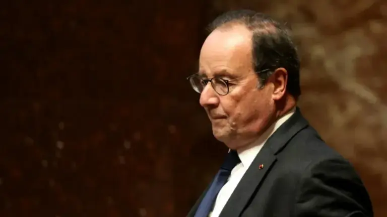 L-ancien-president-de-la-Republique-Francois-Hollande-a-l-Assemblee-nationale-a-Paris-le-11-fevrier-2025-2040732