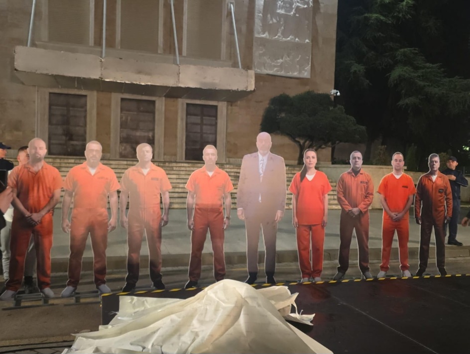 Screenshot_20251201_181554_Facebook