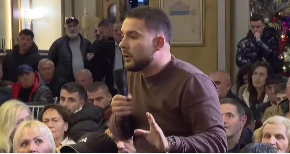 Screenshot_20251202_201117_Facebook