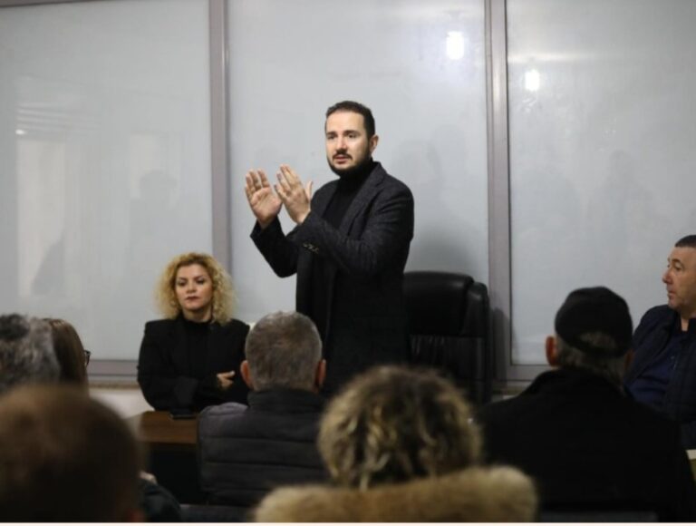 Screenshot_20251203_175445_Facebook