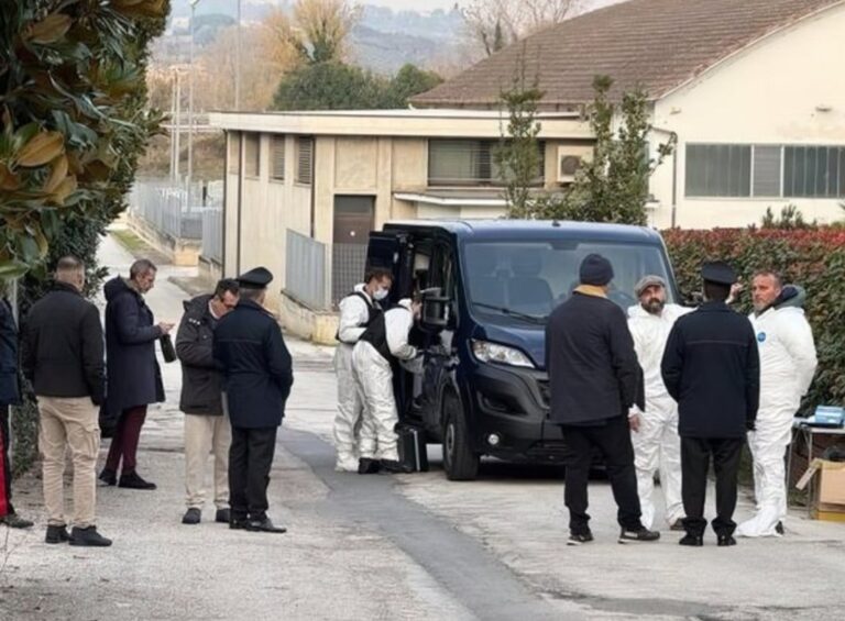 Screenshot_20251203_181313_Facebook