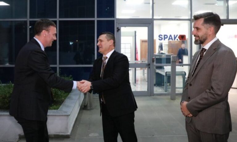 Screenshot_20251210_200523_Facebook