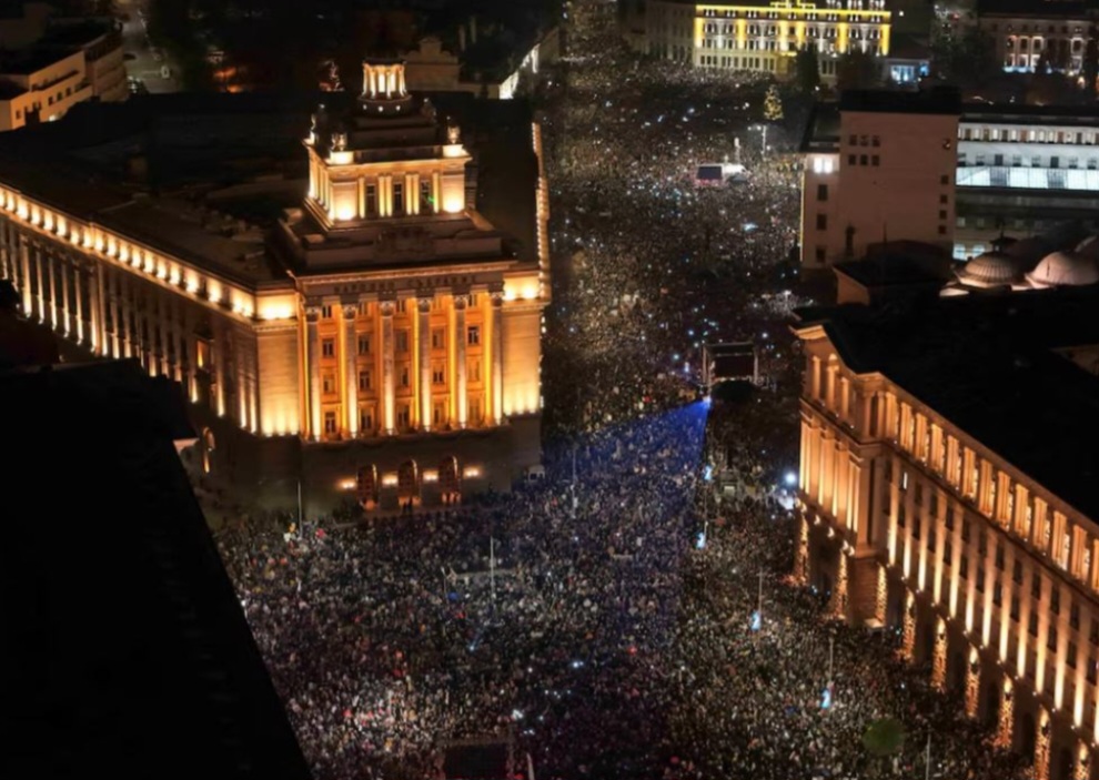 Screenshot_20251210_202726_Facebook