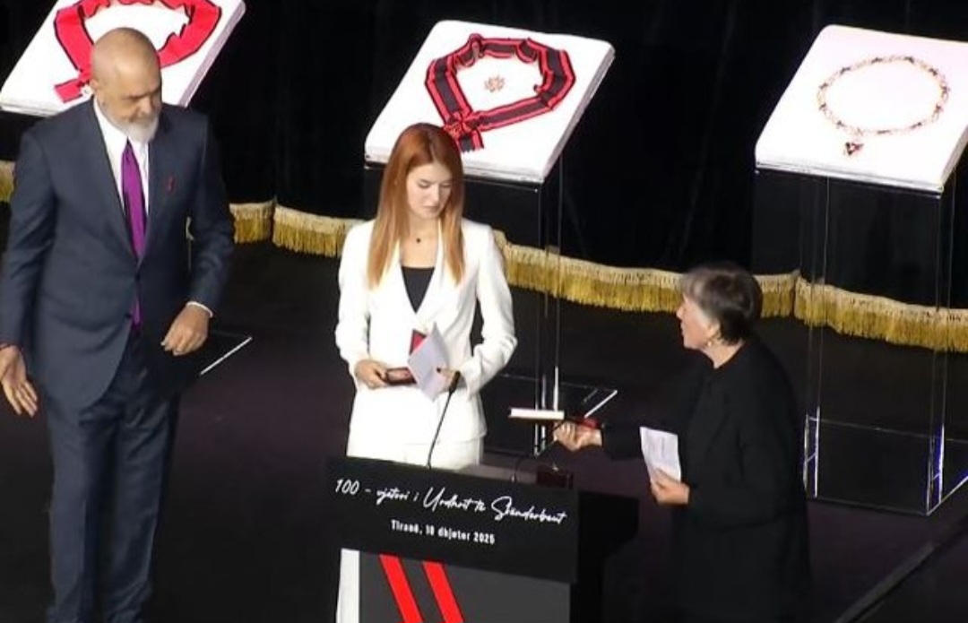 Screenshot_20251210_204319_Facebook