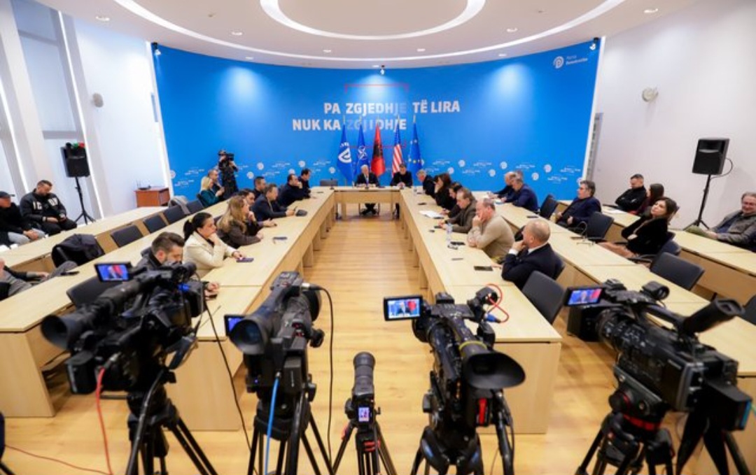 Screenshot_20251213_175628_Facebook