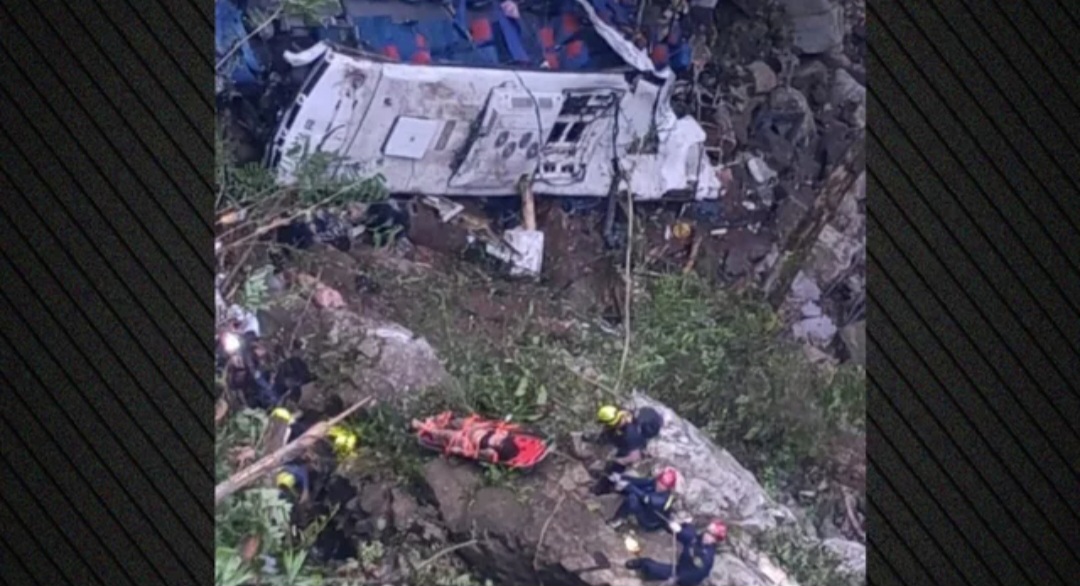 Screenshot_20251214_231951_Facebook