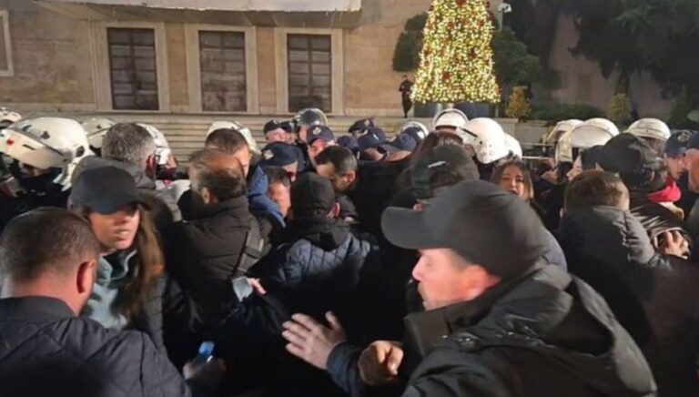 Screenshot_20251215_180410_Facebook