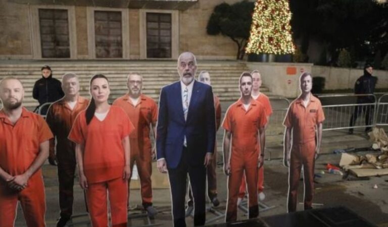 Screenshot_20251215_183807_Facebook