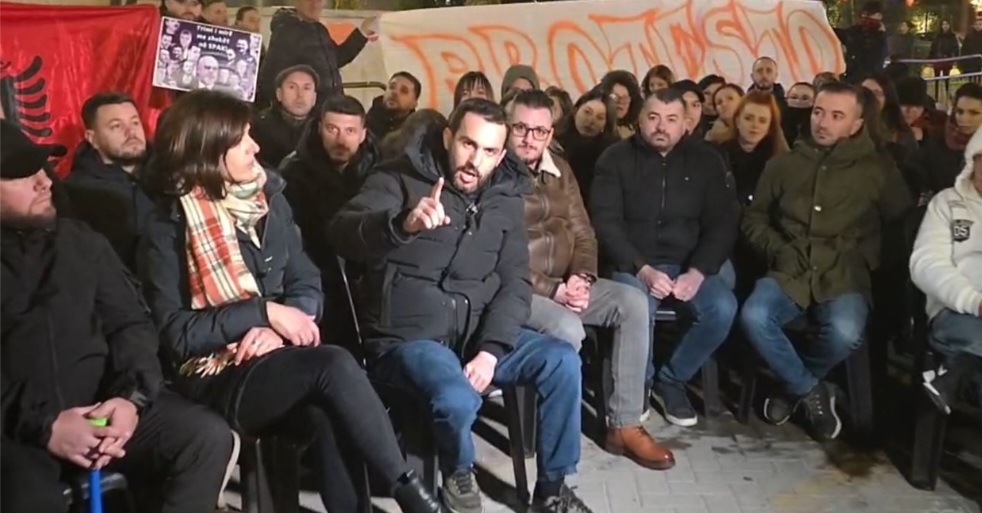 Screenshot_20251215_195209_Facebook