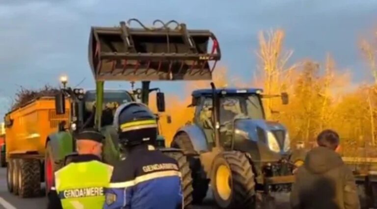 Screenshot_20251216_194912_Facebook