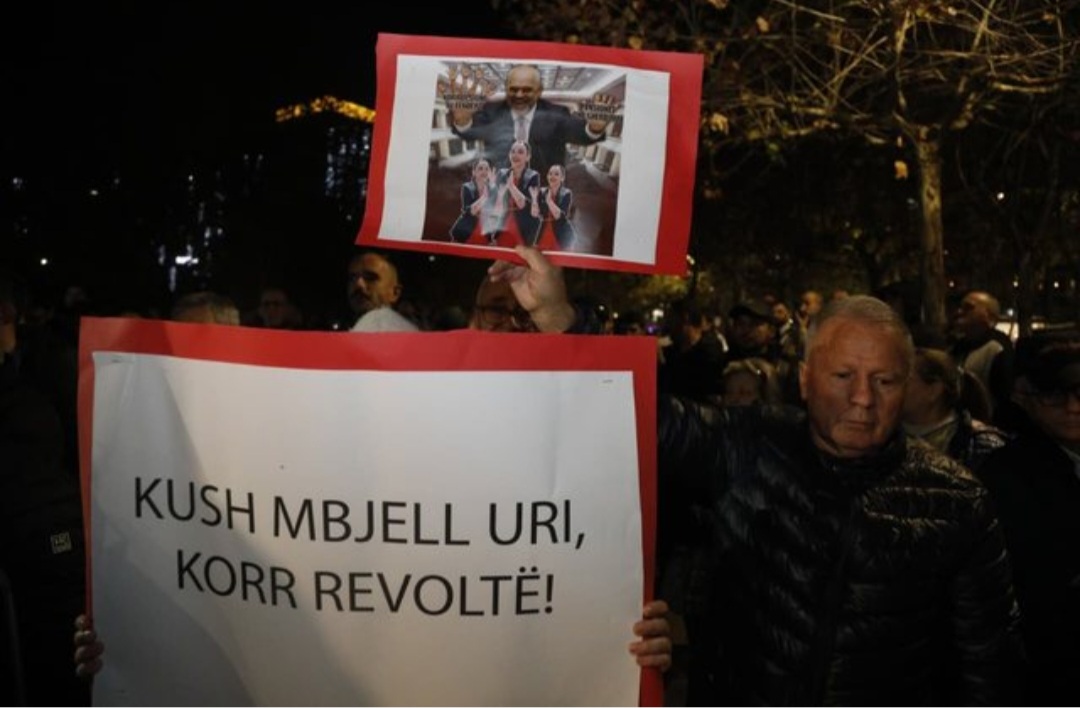 Screenshot_20251218_203806_Facebook