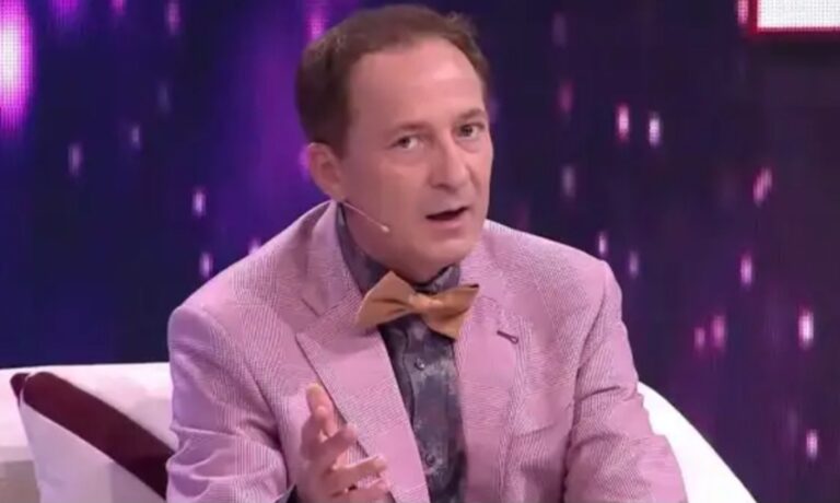 Screenshot_20251221_230033_Facebook