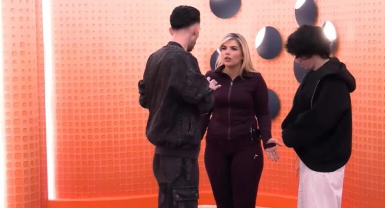 Screenshot_20251222_203653_Facebook