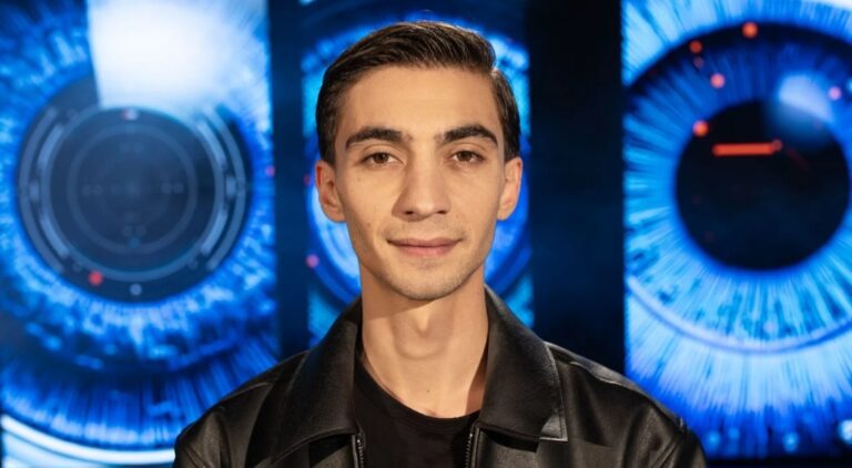 Screenshot_20251224_000241_Facebook