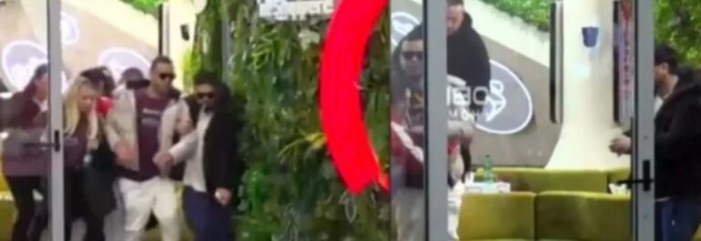 Screenshot_20251225_234855_Facebook