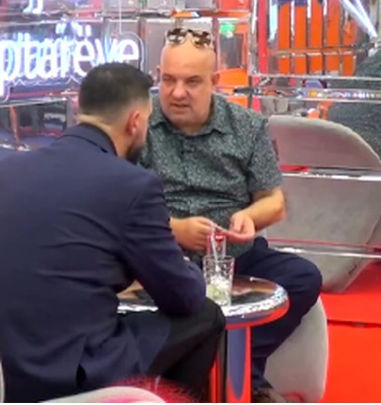 Screenshot_20251227_211635_Facebook